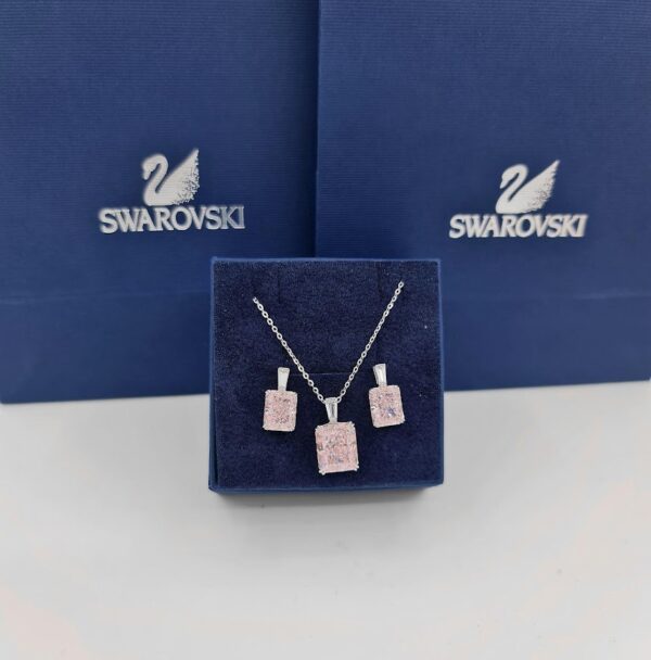 Swarovski set 4